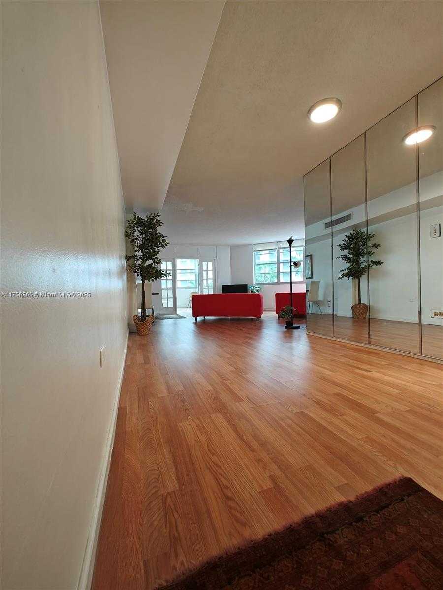 Small Image of 825 BRICKELL BAY DR #350, Miami Number 20
