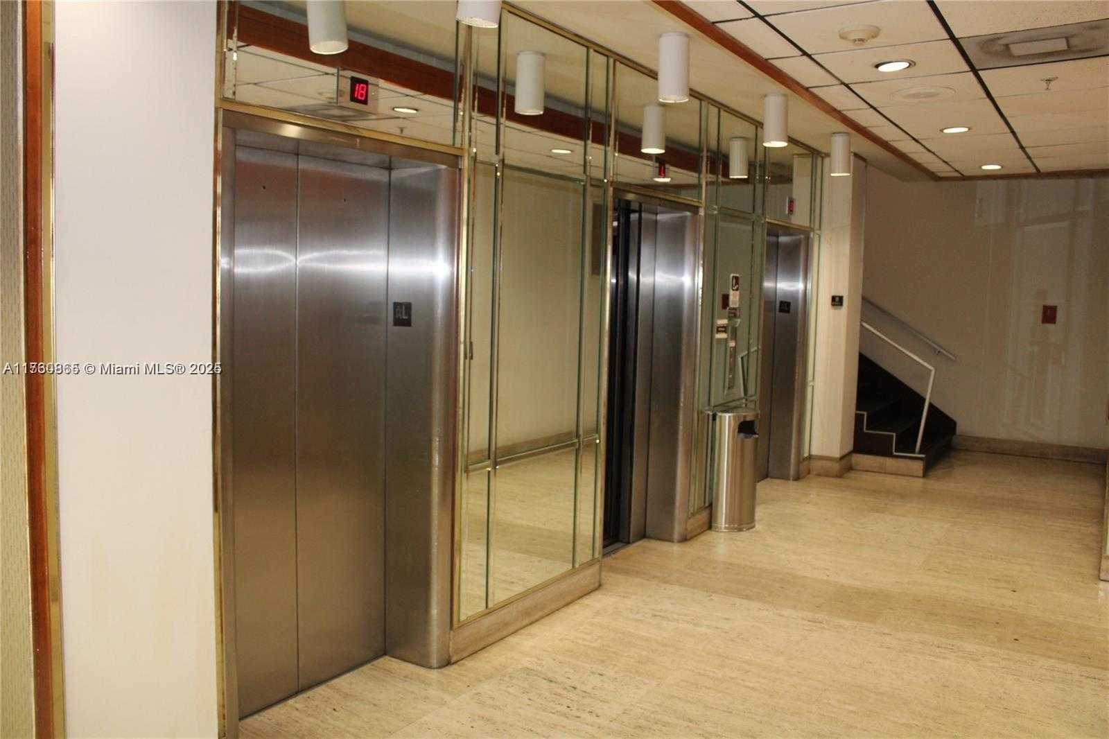 Small Image of 825 BRICKELL BAY DR #350, Miami Number 27