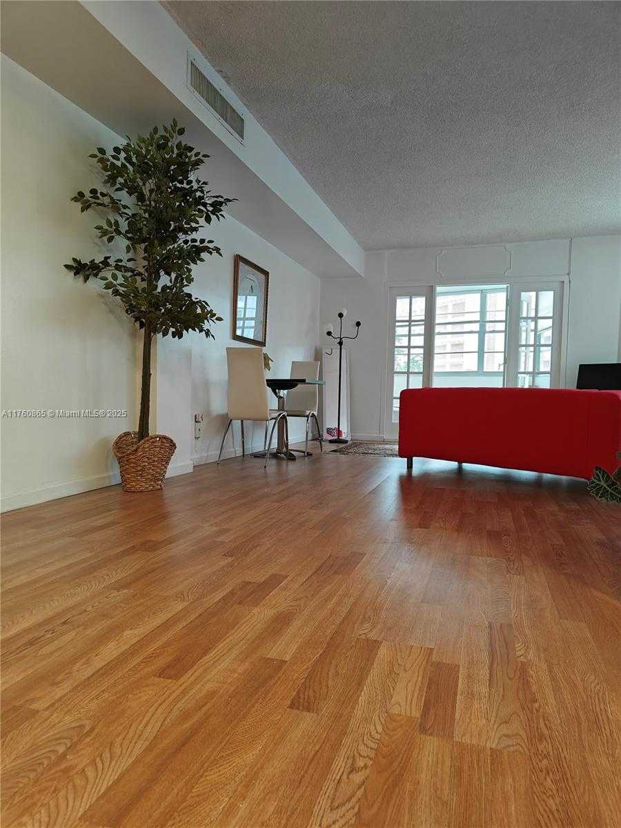 Small Image of 825 BRICKELL BAY DR #350, Miami Number 5
