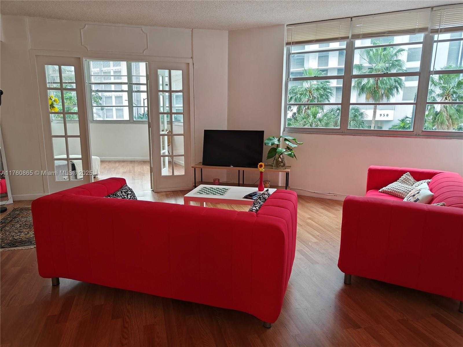 Small Image of 825 BRICKELL BAY DR #350, Miami Number 6