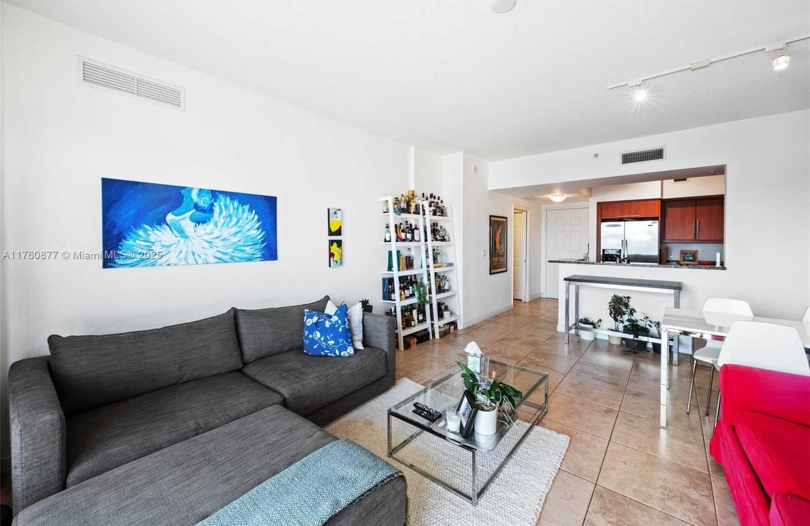 Small Image of 888 SOUTH DOUGLAS RD #602, Coral Gables Number 12