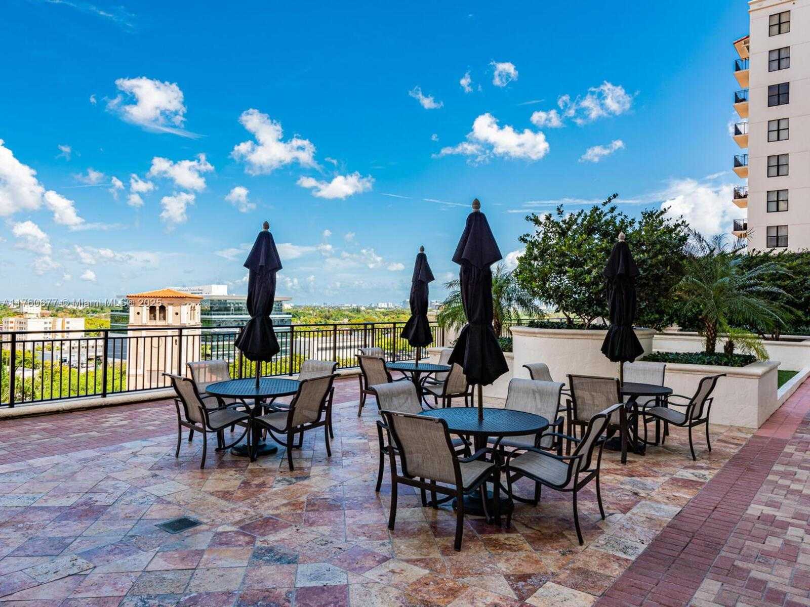 Small Image of 888 SOUTH DOUGLAS RD #602, Coral Gables Number 48