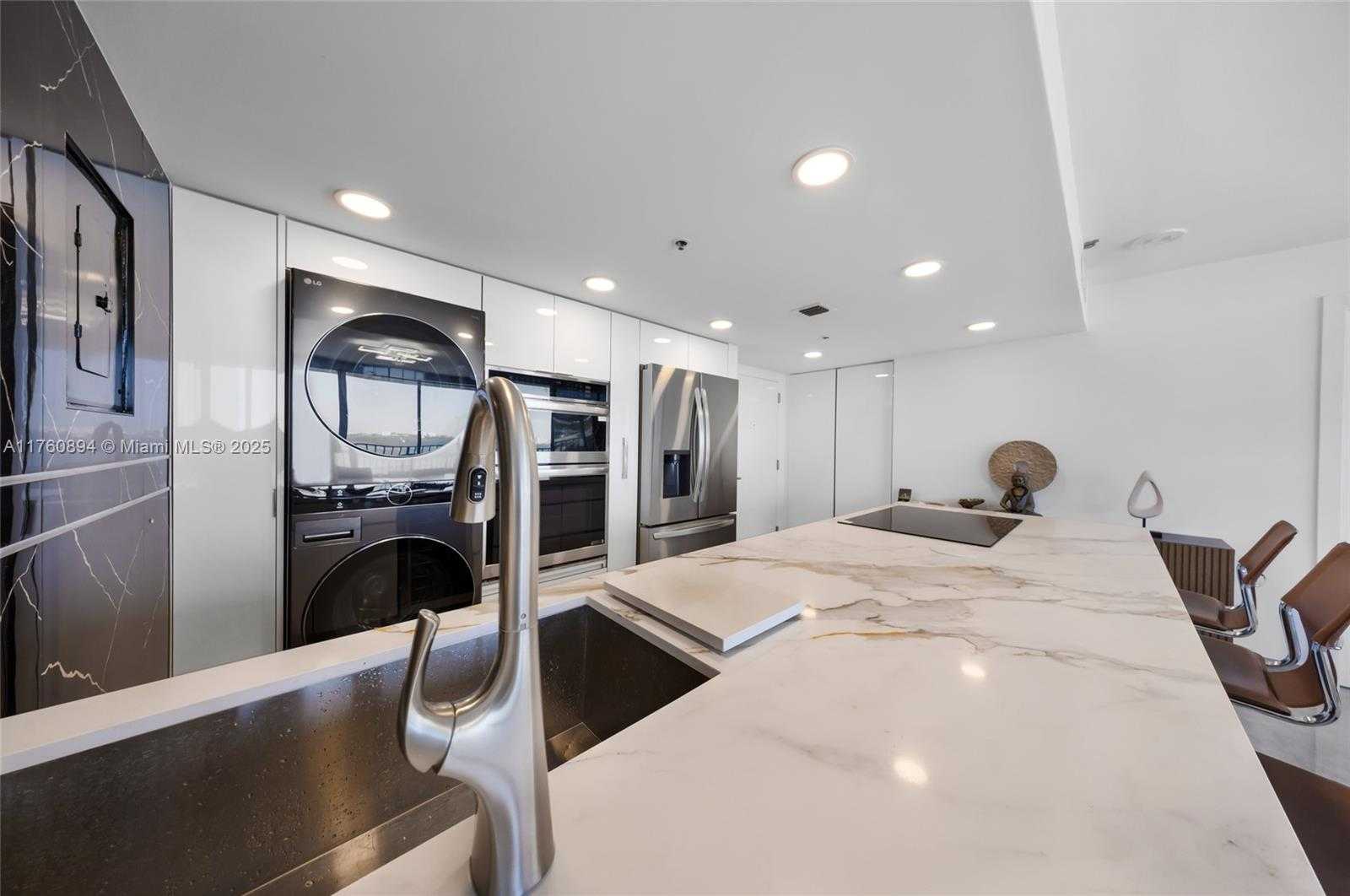 Small Image of 7601 EAST TREASURE DR #1216, North Bay Village Number 13