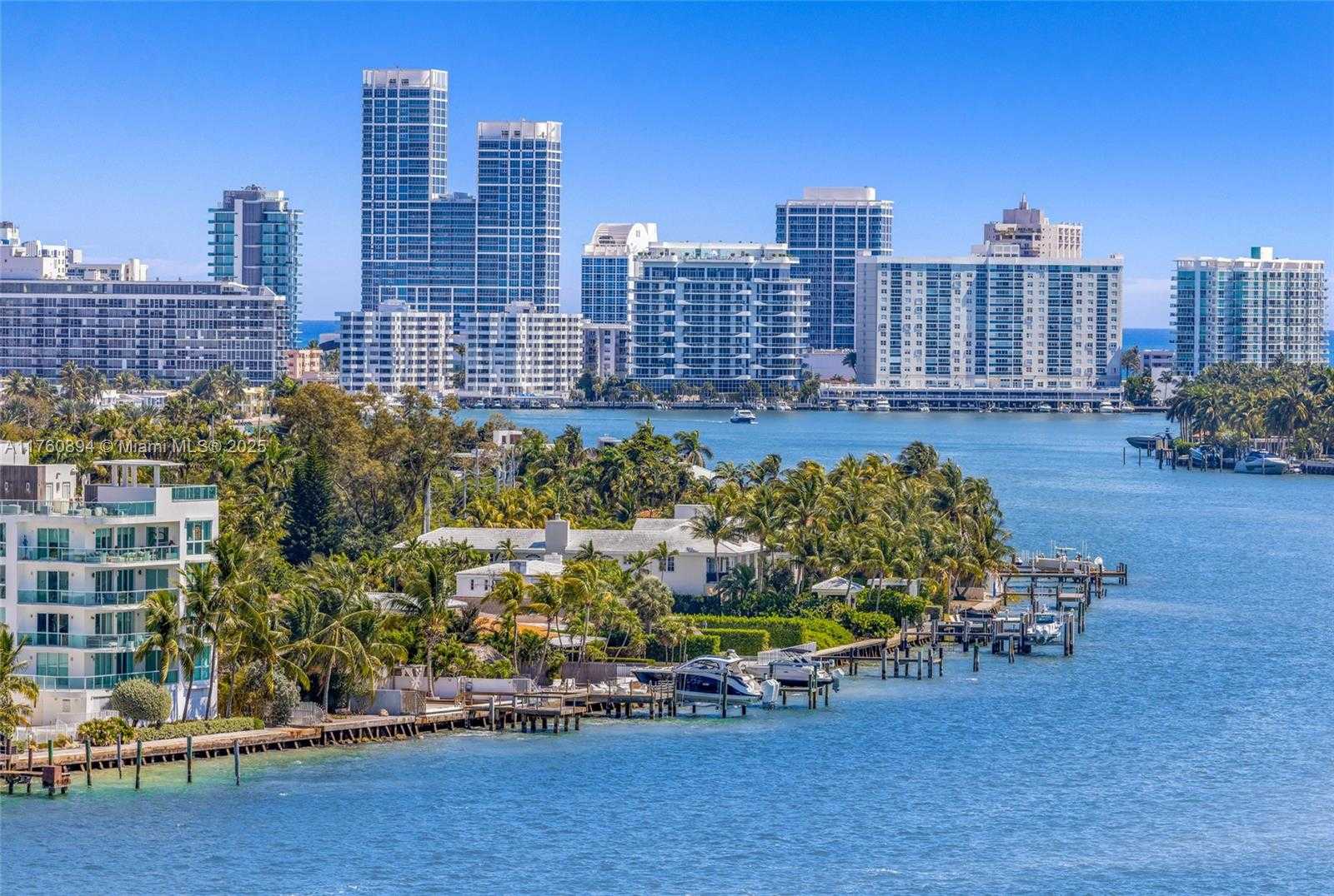 Small Image of 7601 EAST TREASURE DR #1216, North Bay Village Number 15