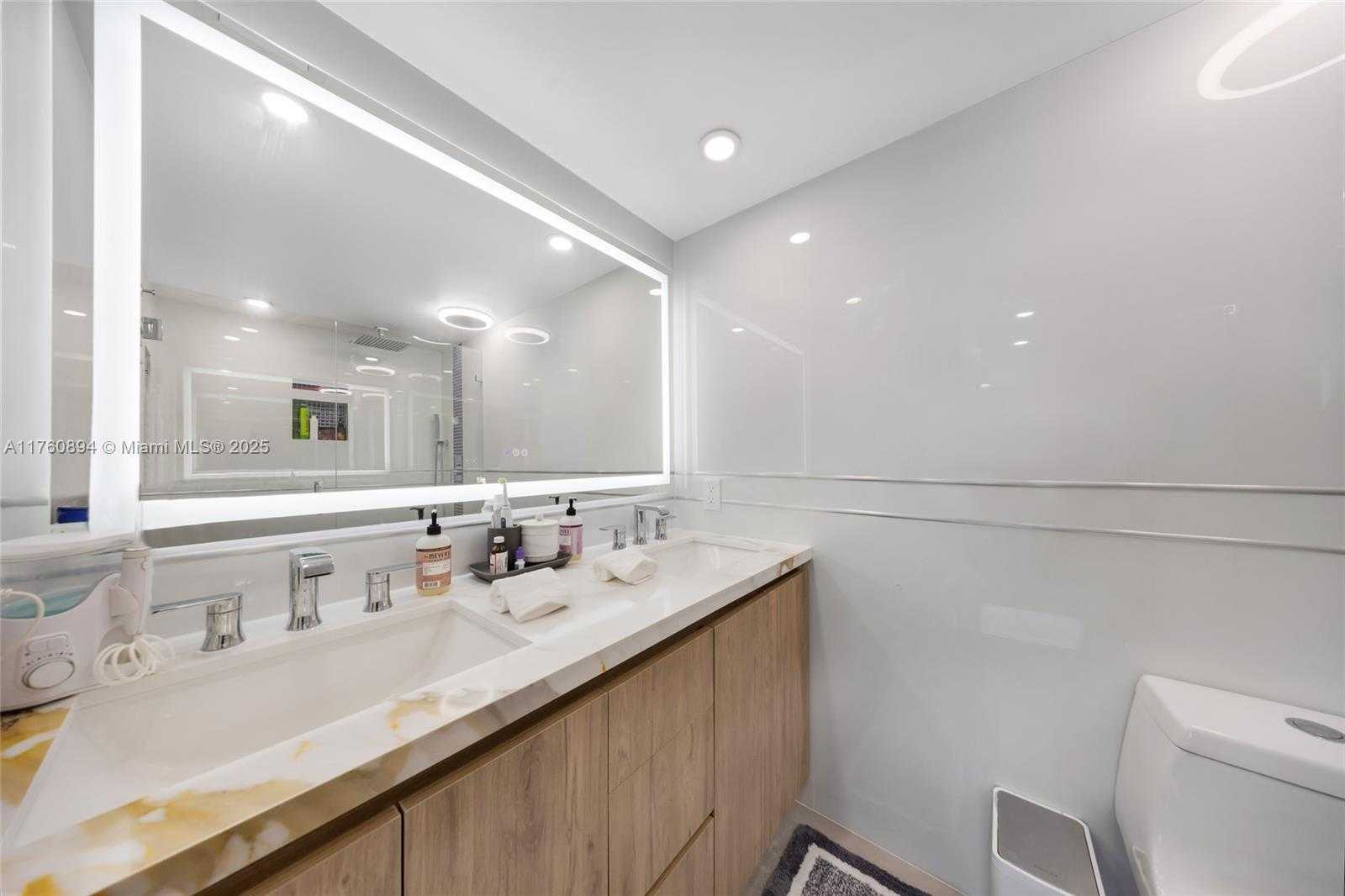 Small Image of 7601 EAST TREASURE DR #1216, North Bay Village Number 28
