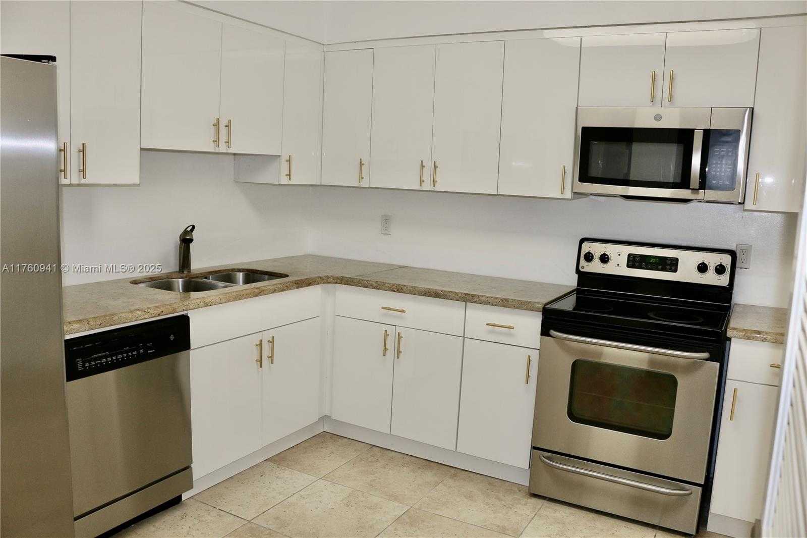 Small Image of 9801 COLLINS AVE #5I, Bal Harbour Number 15