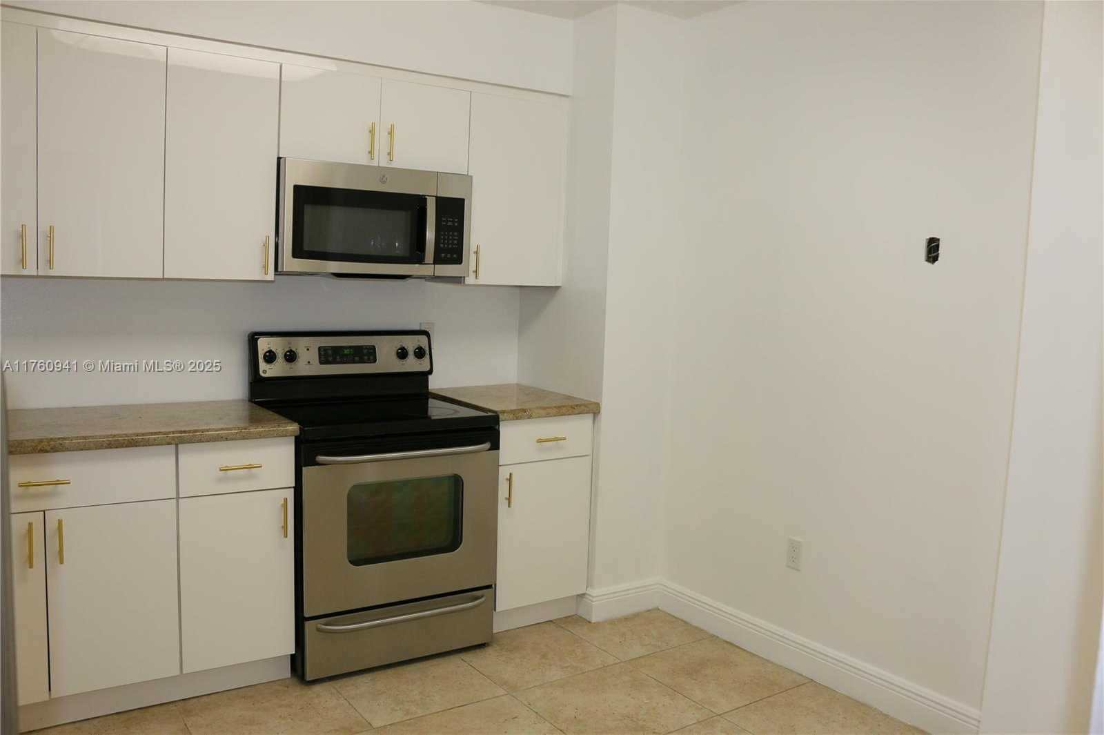 Small Image of 9801 COLLINS AVE #5I, Bal Harbour Number 16