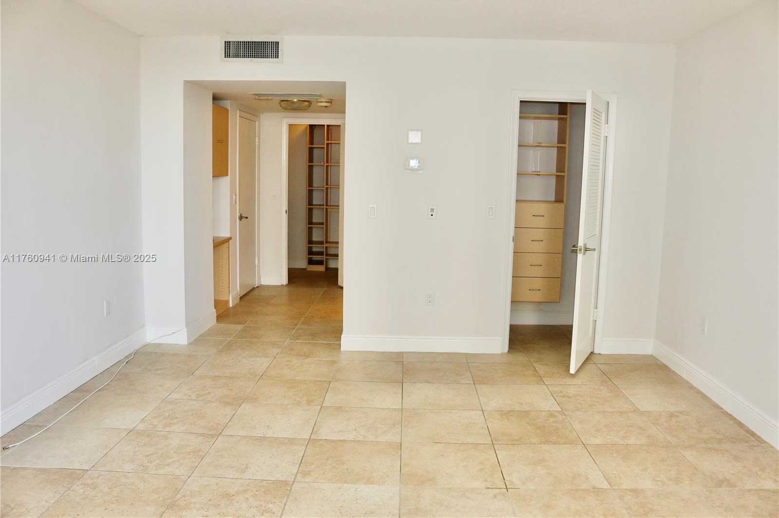 Small Image of 9801 COLLINS AVE #5I, Bal Harbour Number 17