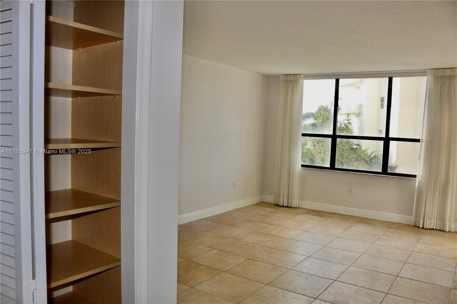 Small Image of 9801 COLLINS AVE #5I, Bal Harbour Number 18