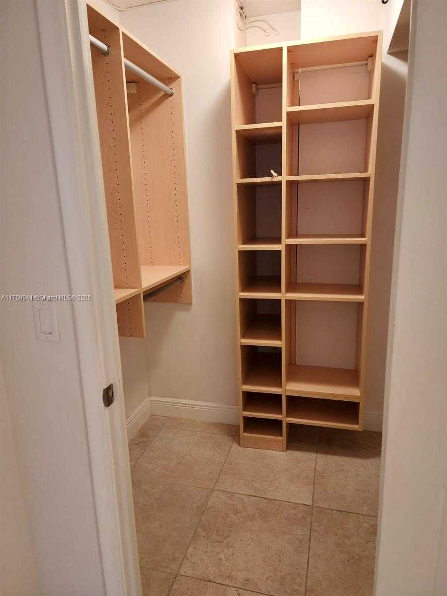 Small Image of 9801 COLLINS AVE #5I, Bal Harbour Number 19