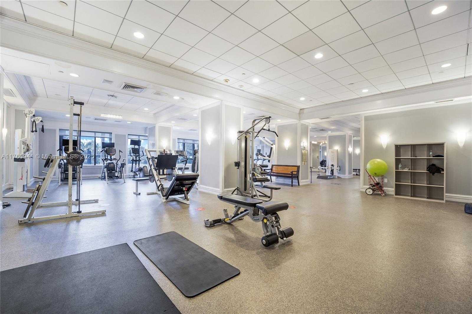 Small Image of 9801 COLLINS AVE #5I, Bal Harbour Number 26