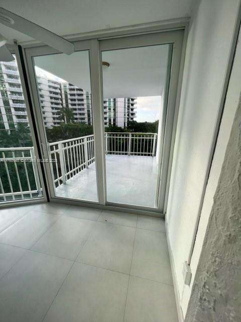 Small Image of 600 GRAPETREE DR #6ES, Key Biscayne Number 16