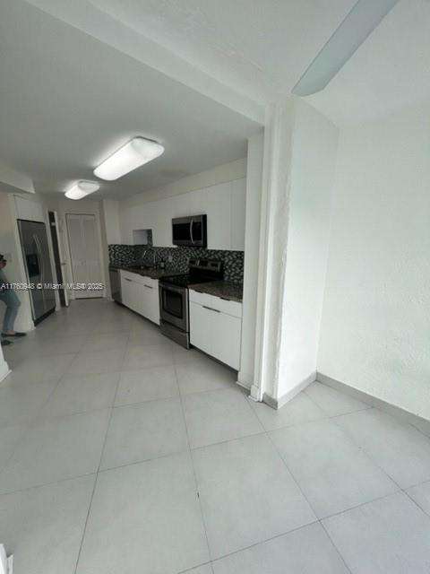 Small Image of 600 GRAPETREE DR #6ES, Key Biscayne Number 8