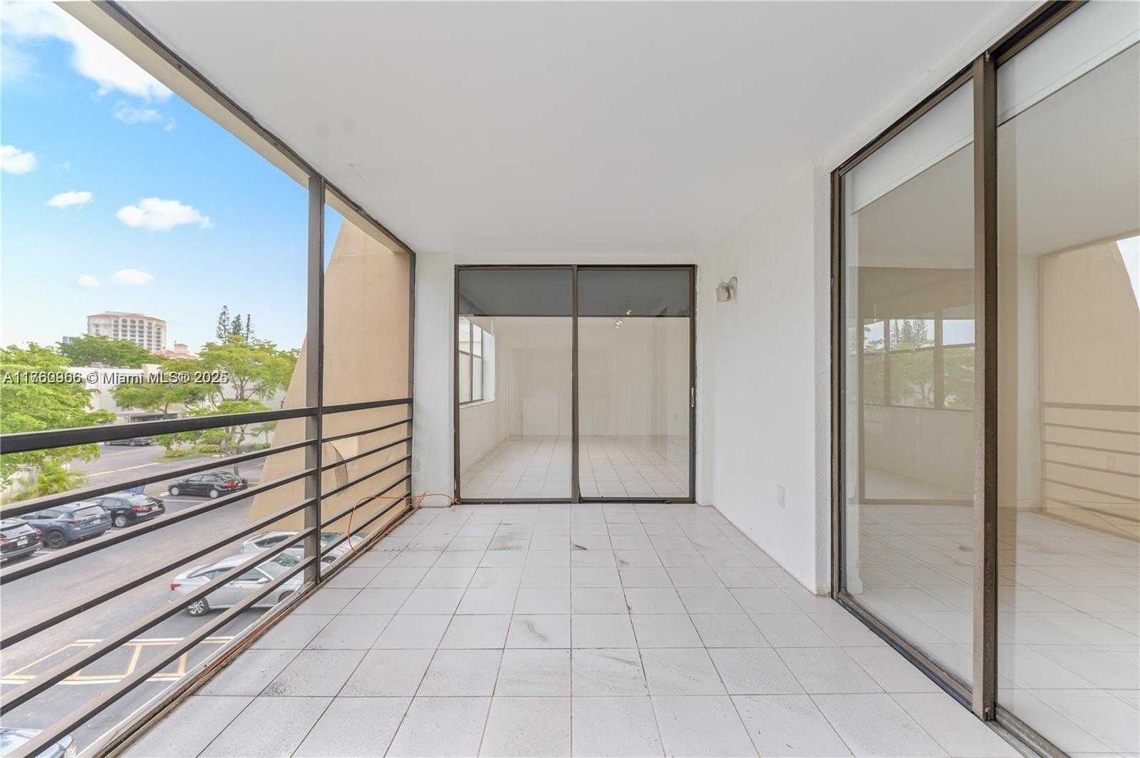 Small Image of 20301 NORTH EAST 30TH AVE #308-5, Aventura Number 7