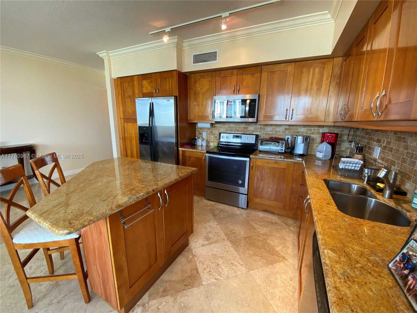 Small Image of 1755 EAST HALLANDALE BEACH BLVD #2003E, Hallandale Beach Number 3