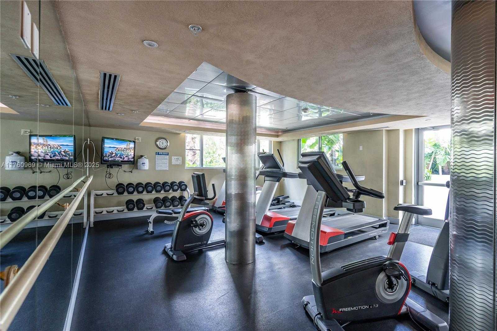 Small Image of 110 WASHINGTON AVE #1712, Miami Beach Number 39