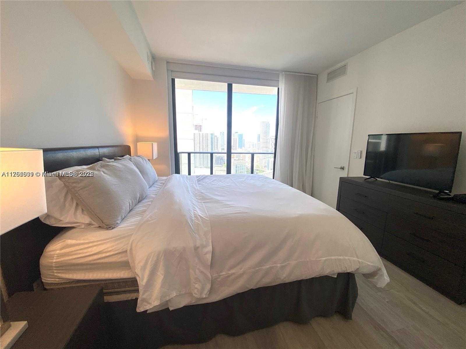 Small Image of 55 SOUTH WEST 9TH ST #3001, Miami Number 12