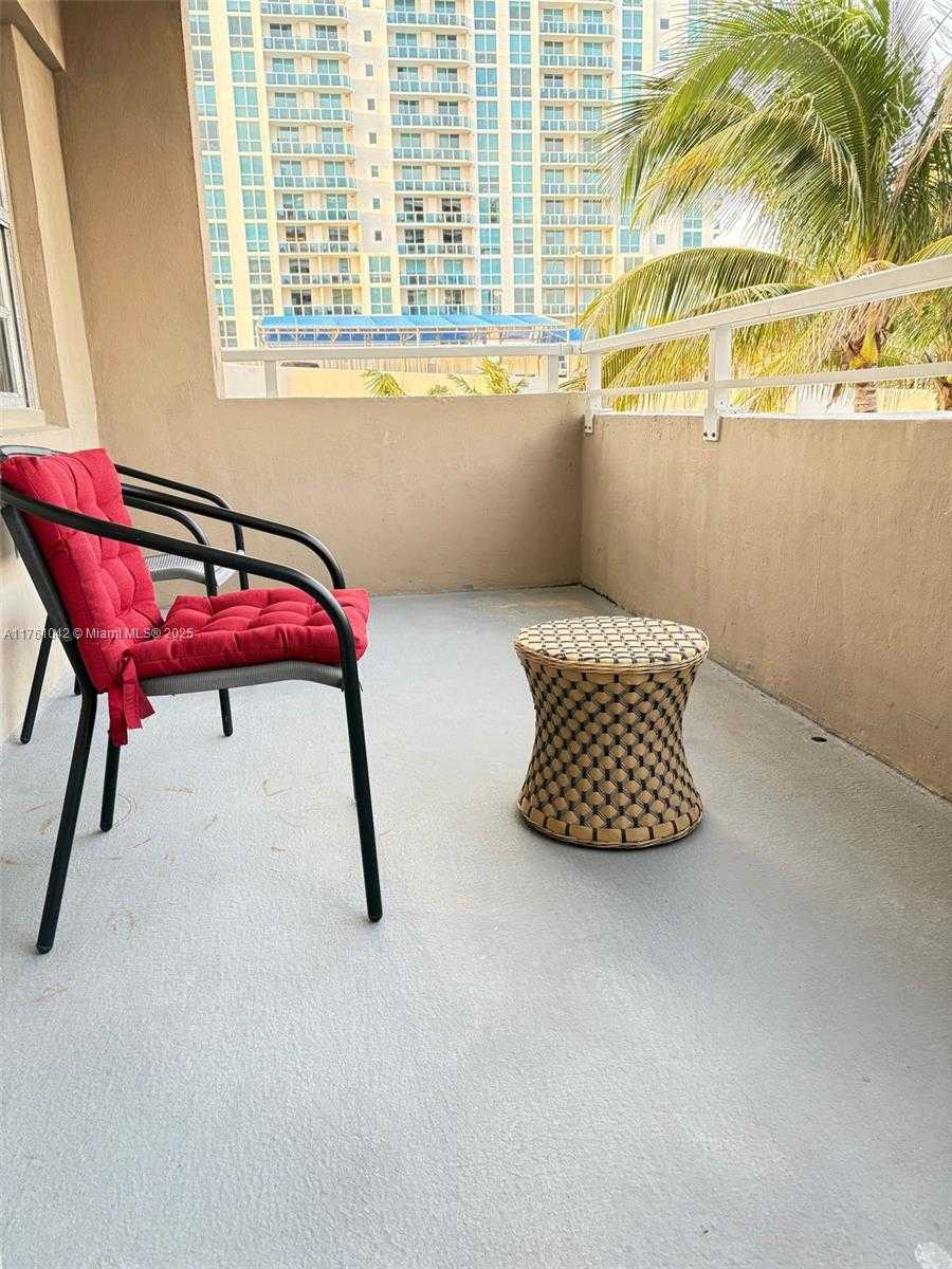 Small Image of 1965 SOUTH OCEAN DR #2F, Hallandale Beach Number 9