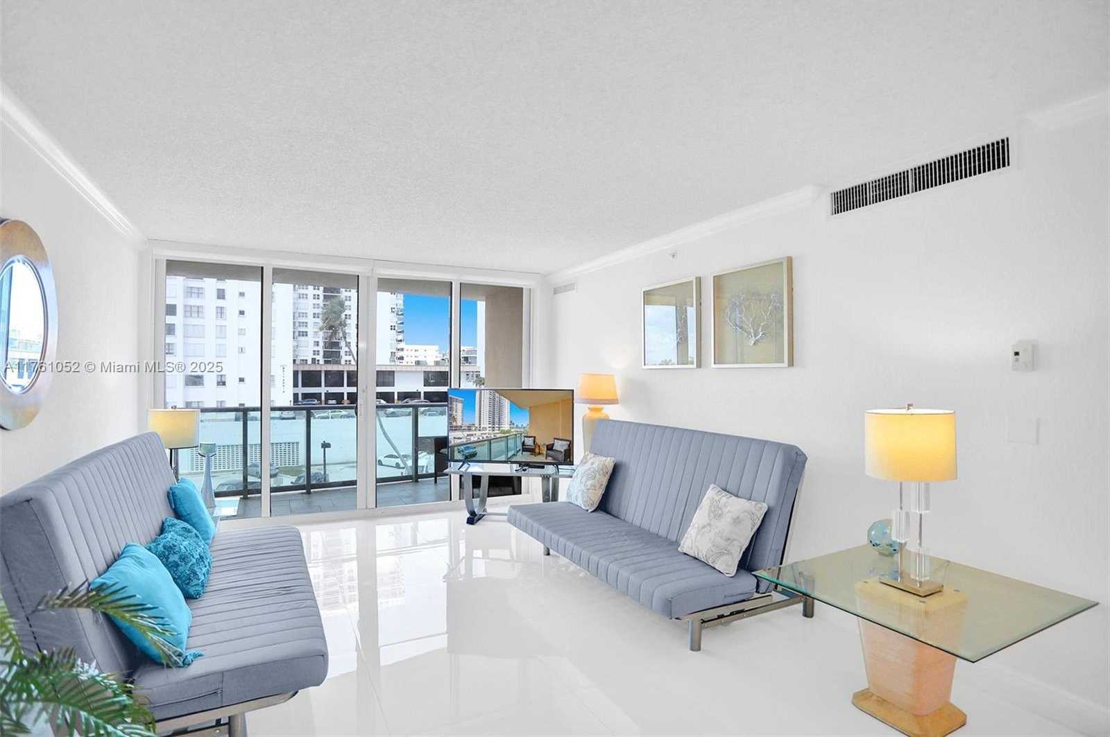 Small Image of 2501 SOUTH OCEAN DR #339 (Available  NOW), Hollywood Number 10