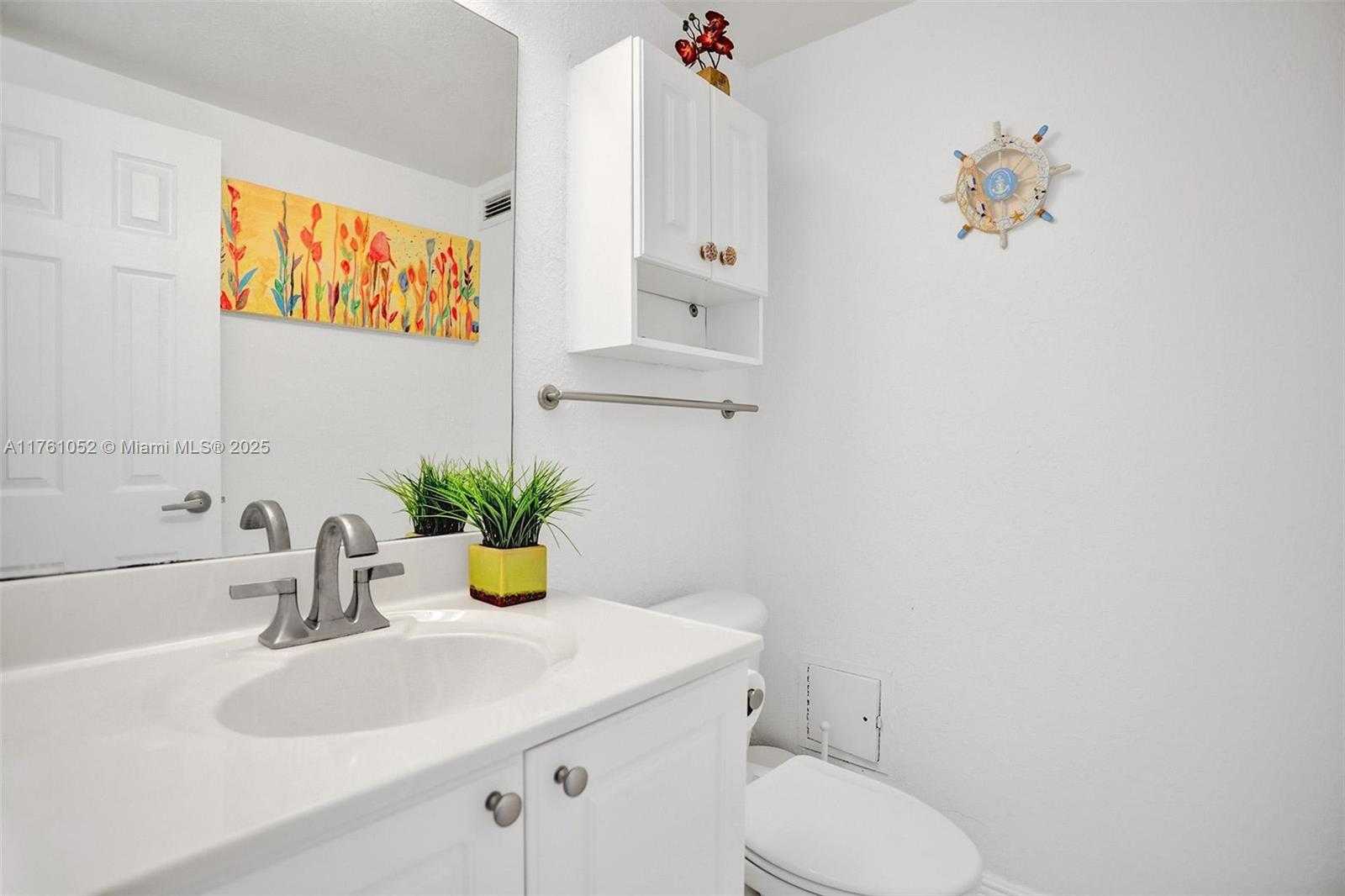 Small Image of 2501 SOUTH OCEAN DR #339 (Available  NOW), Hollywood Number 15