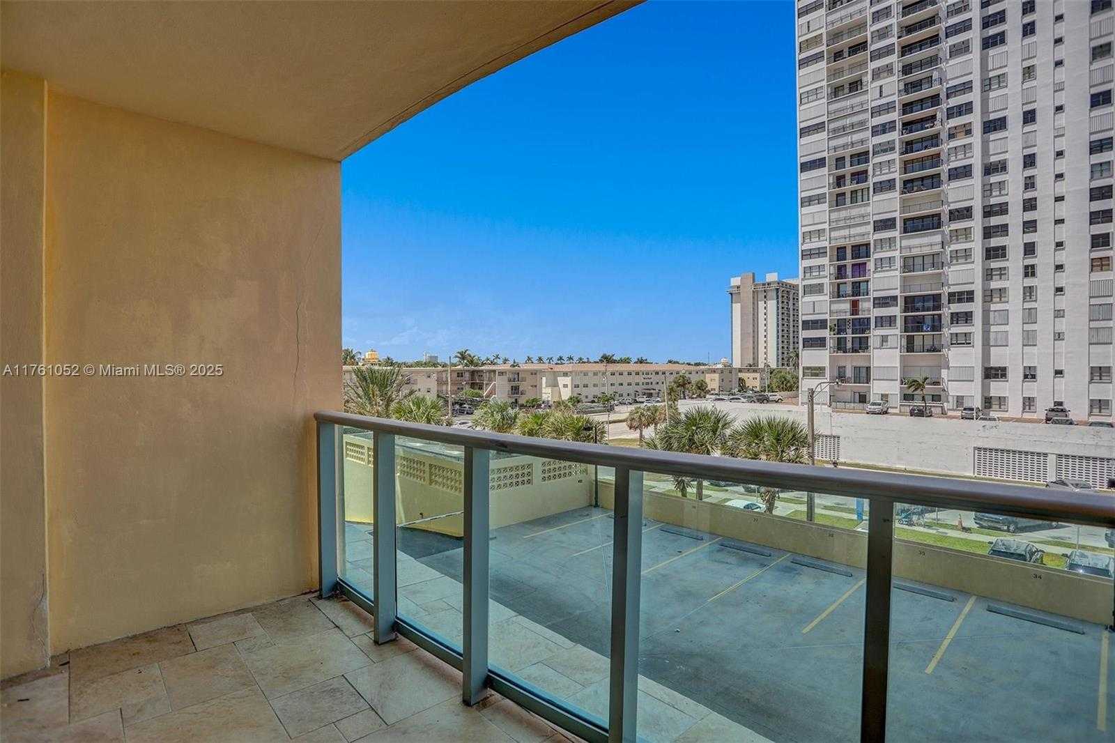 Small Image of 2501 SOUTH OCEAN DR #339 (Available  NOW), Hollywood Number 21