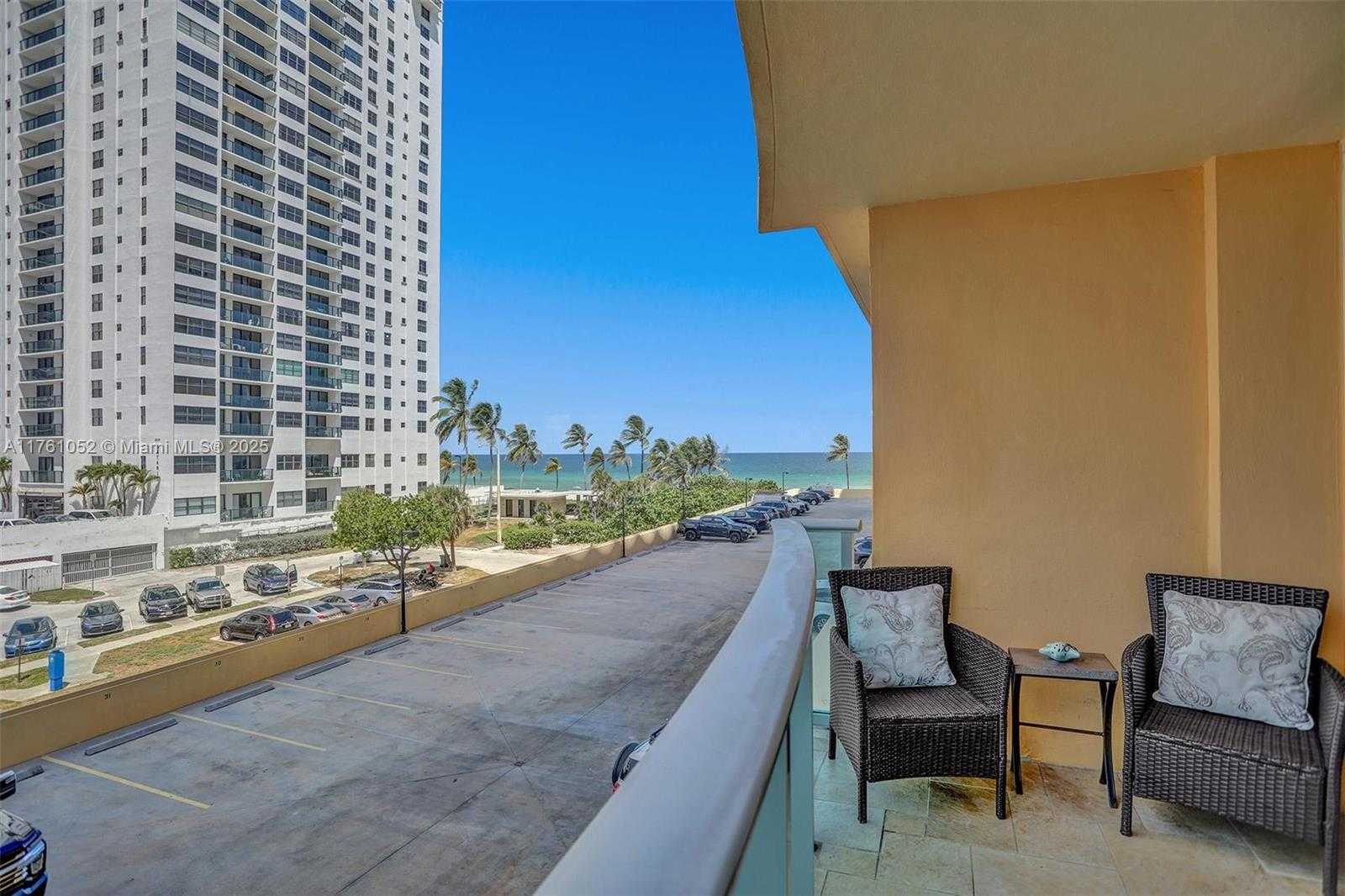 Small Image of 2501 SOUTH OCEAN DR #339 (Available  NOW), Hollywood Number 23
