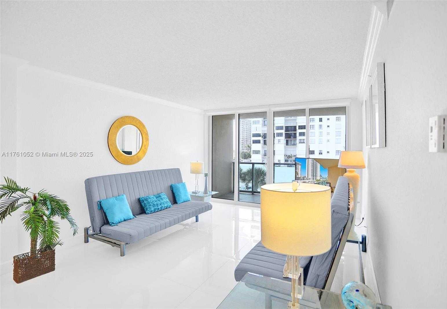 Small Image of 2501 SOUTH OCEAN DR #339 (Available  NOW), Hollywood Number 9