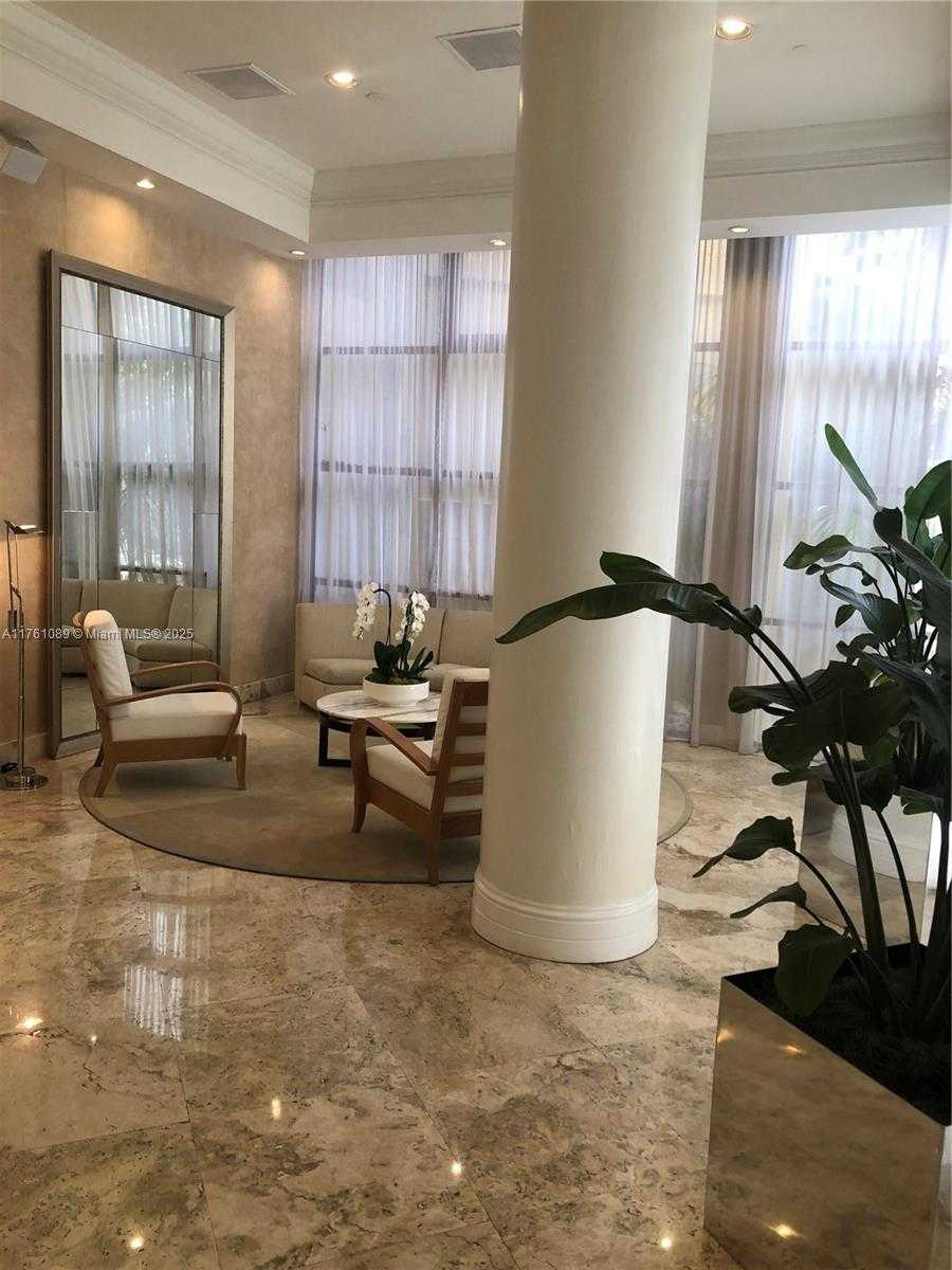 Small Image of 770 CLAUGHTON ISLAND DR #1504, Miami Number 14