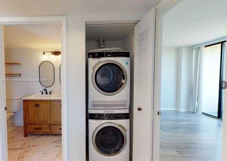 Small Image of 3300 NORTH EAST 191ST ST #407, Aventura Number 9