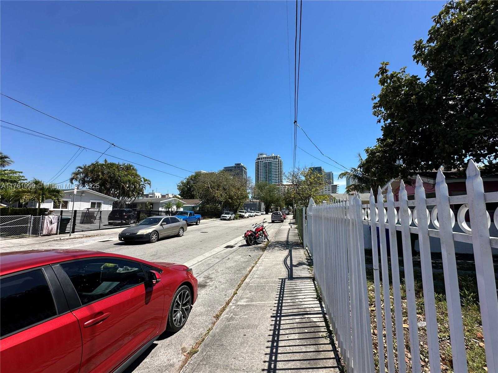 Small Image of 52 NORTH WEST 33RD ST, Miami Number 10