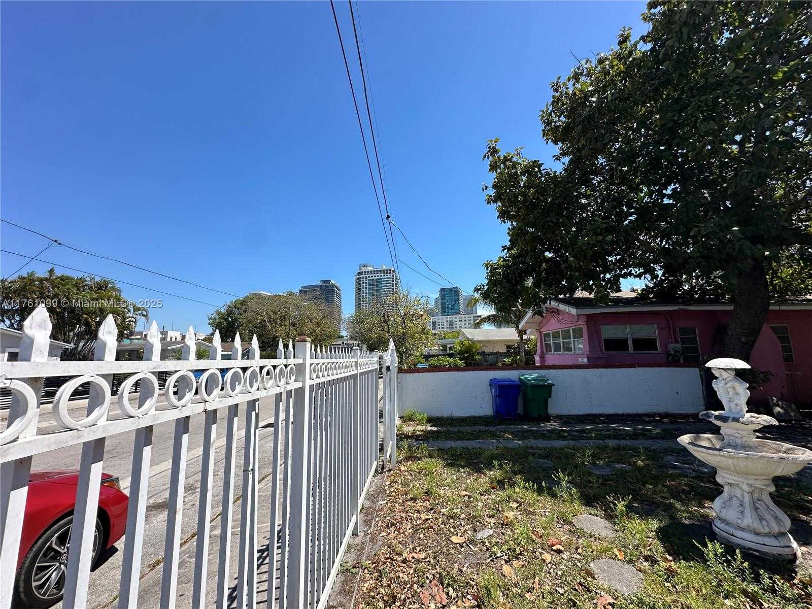 Small Image of 52 NORTH WEST 33RD ST, Miami Number 11