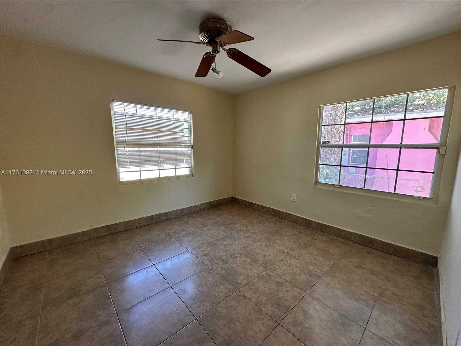 Small Image of 52 NORTH WEST 33RD ST, Miami Number 16