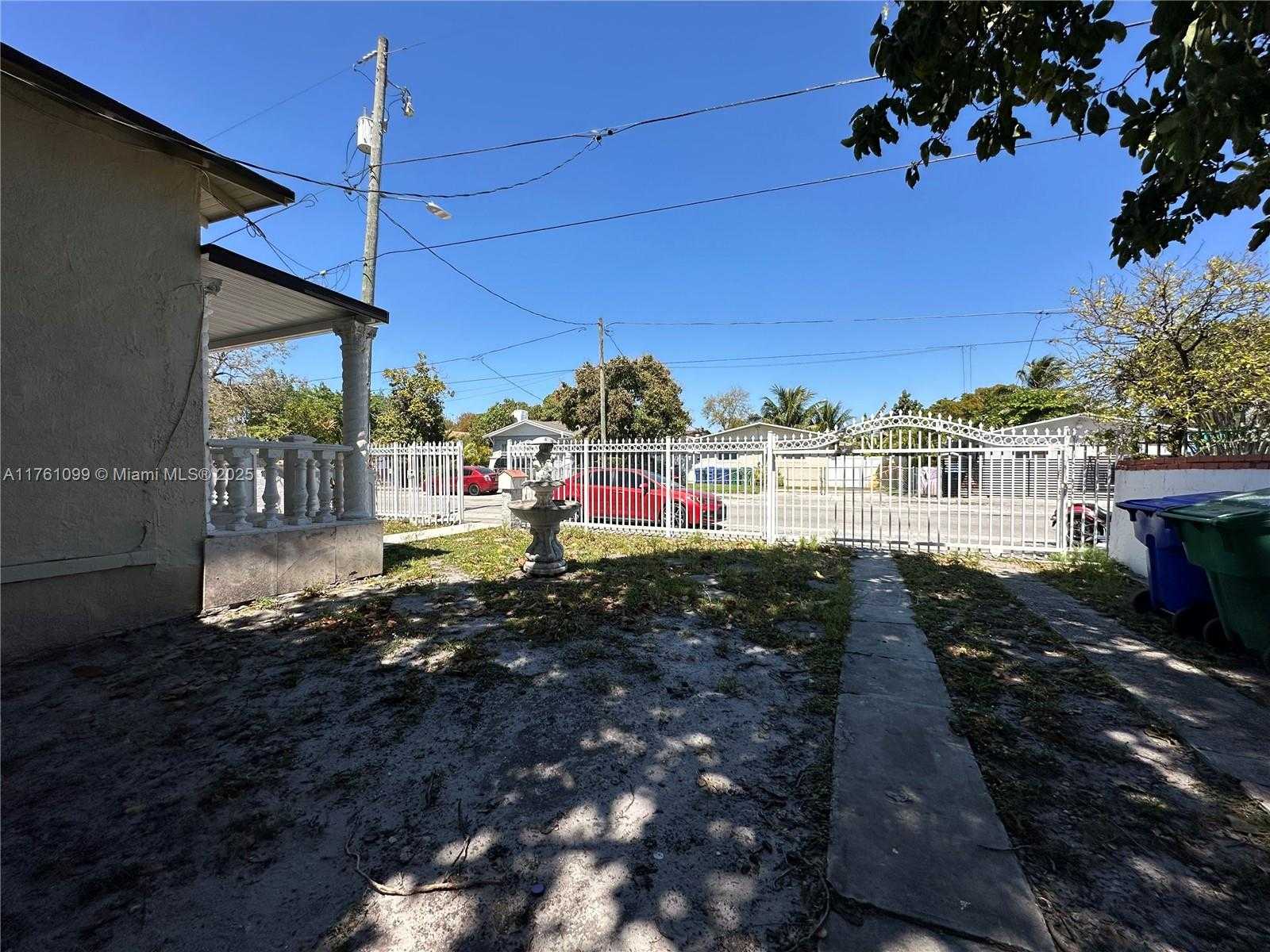 Small Image of 52 NORTH WEST 33RD ST, Miami Number 31