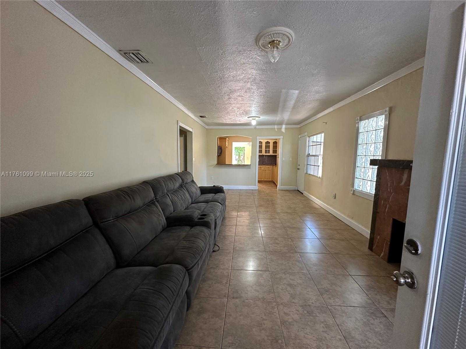 Small Image of 52 NORTH WEST 33RD ST, Miami Number 45