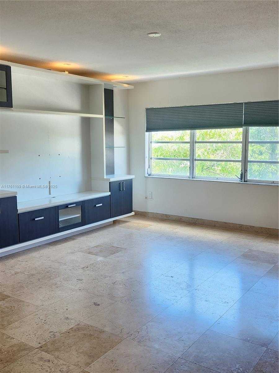 Small Image of 1020 94TH ST #402, Bay Harbor Islands Number 2