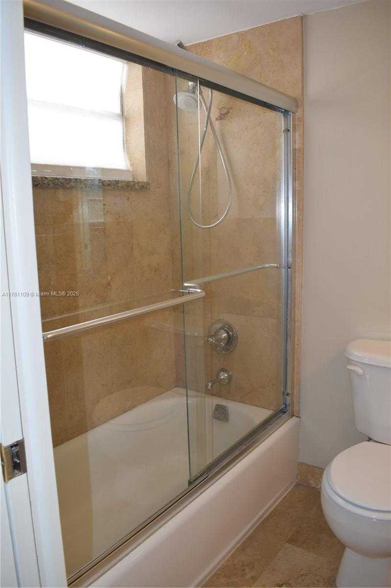 Small Image of 1020 94TH ST #402, Bay Harbor Islands Number 22