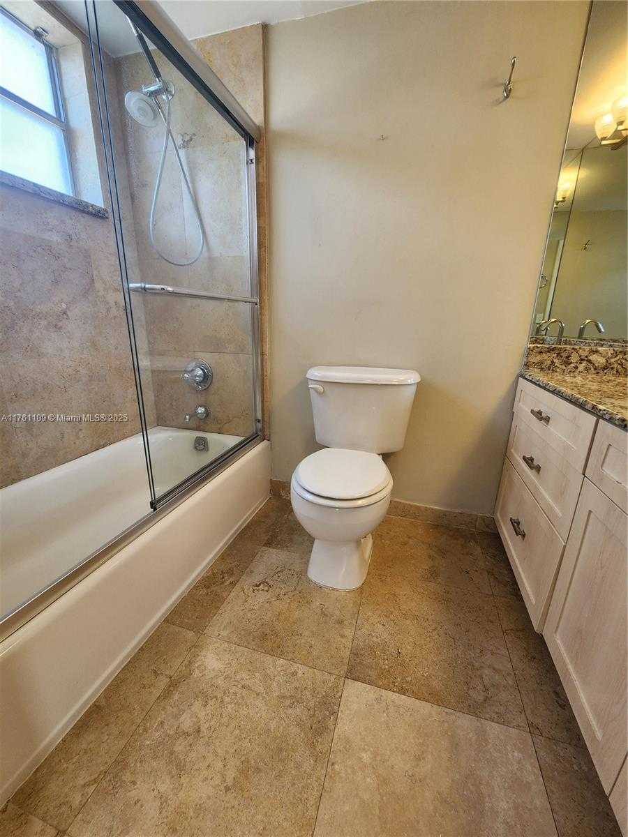 Small Image of 1020 94TH ST #402, Bay Harbor Islands Number 48