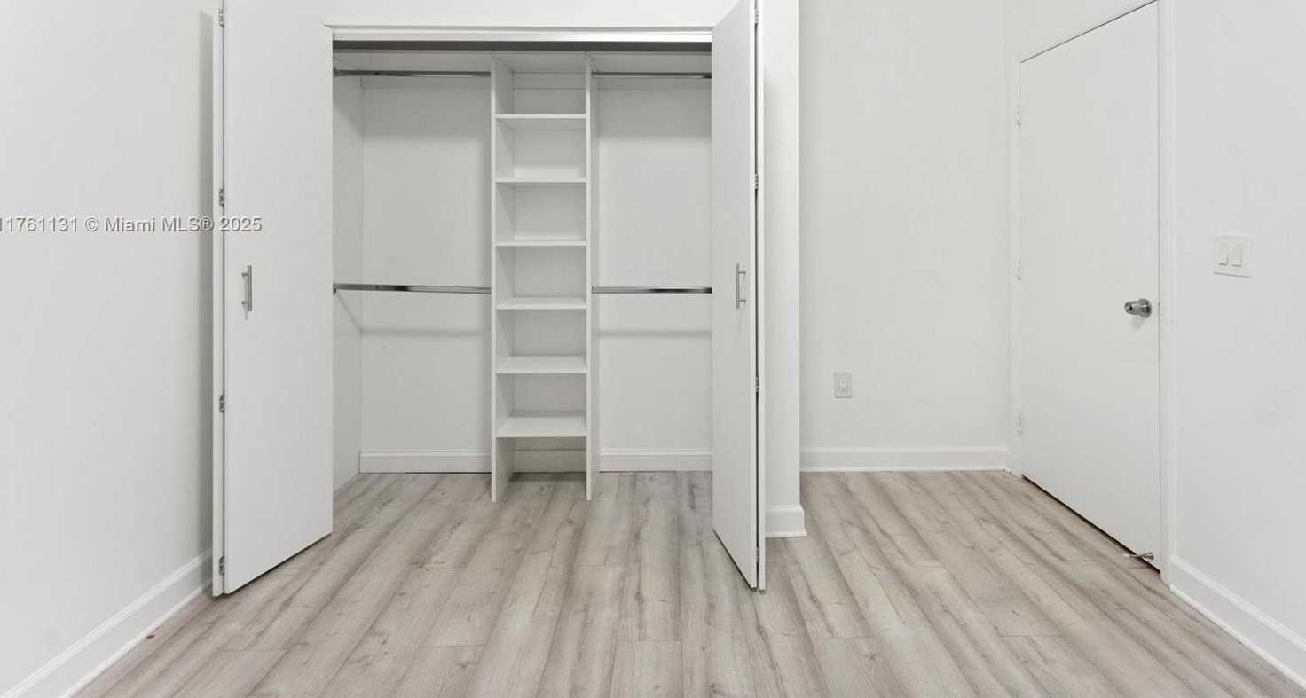 Small Image of 3340 NORTH EAST 190TH ST #208, Aventura Number 11