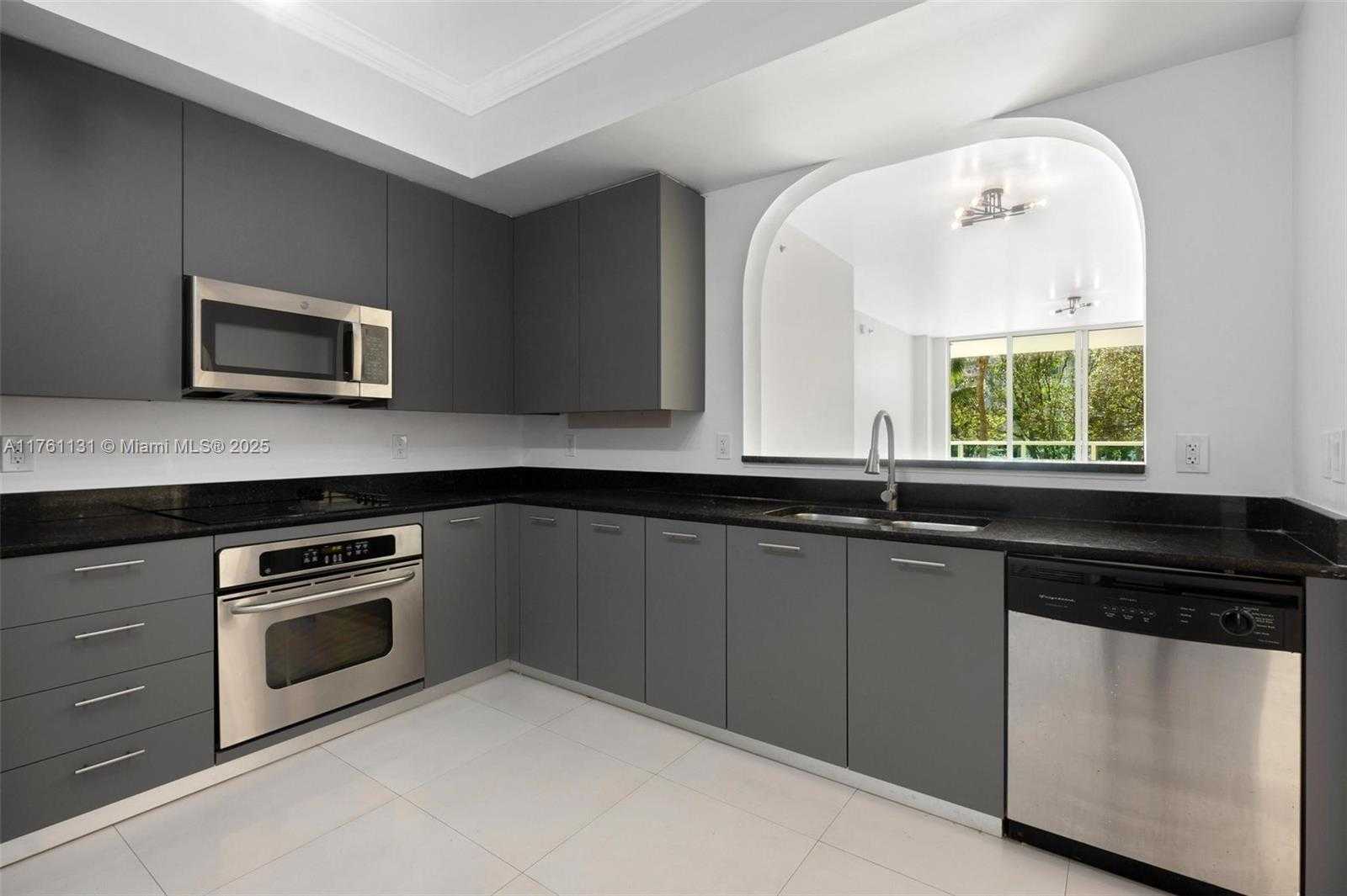 Small Image of 3340 NORTH EAST 190TH ST #208, Aventura Number 4