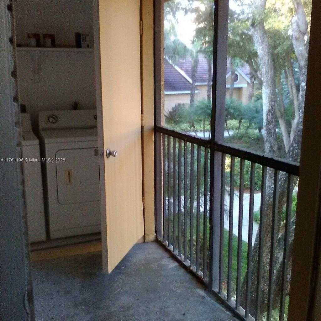 Small Image of 10441 SOUTH WEST 156TH CT #427, Miami Number 7