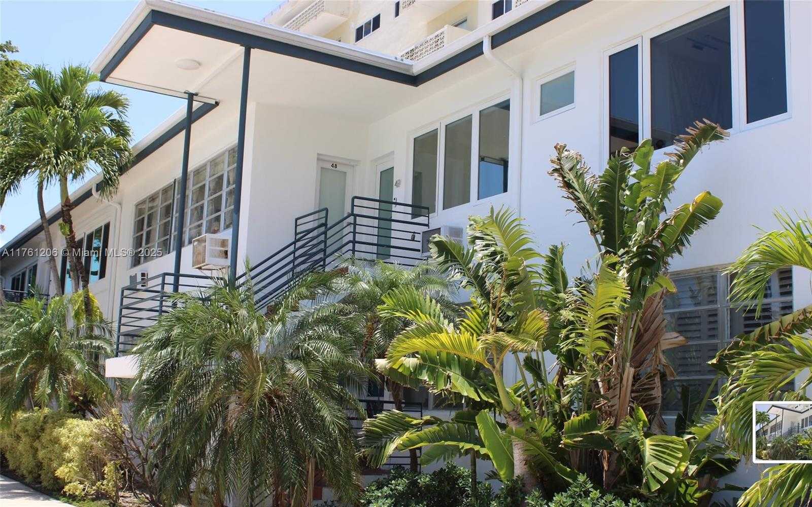 Small Image of 4710 PINE TREE DR #49, Miami Beach Number 32