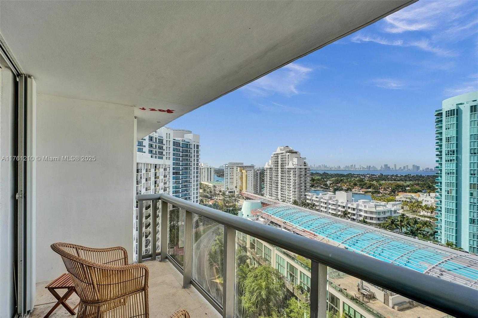 Small Image of 6039 COLLINS AVE #1736, Miami Beach Number 16
