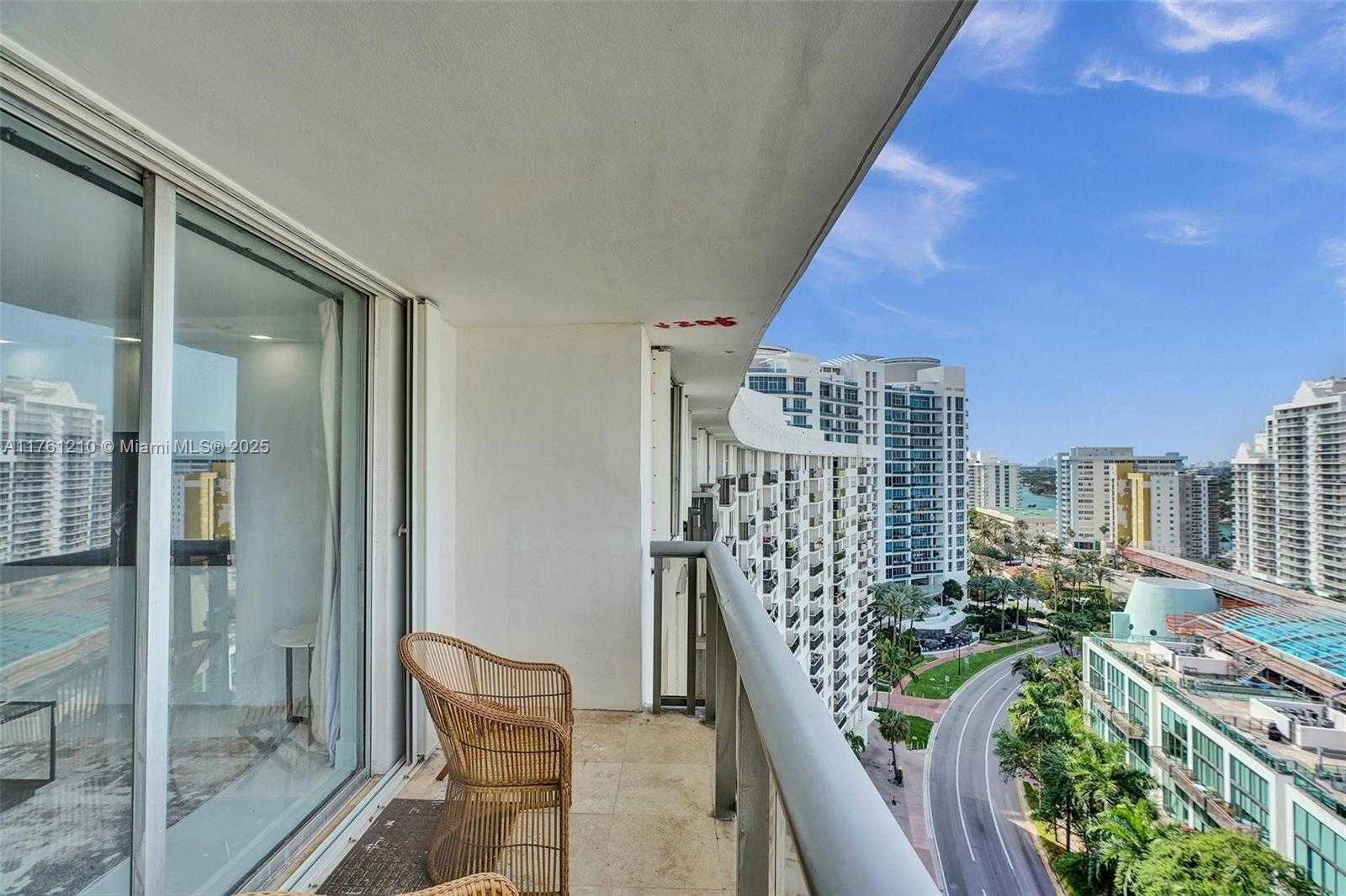 Small Image of 6039 COLLINS AVE #1736, Miami Beach Number 17