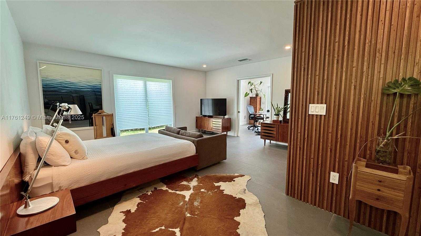 Small Image of 14605 SOUTH WEST 75TH AVE #14605, Palmetto Bay Number 4