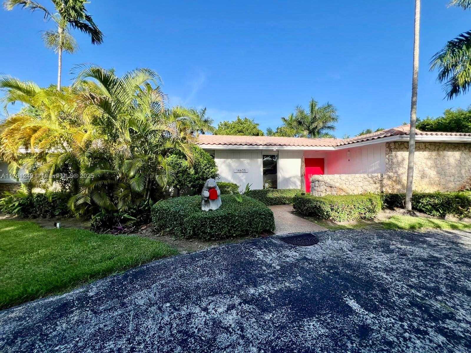 Small Image of 14605 SOUTH WEST 75TH AVE #14605, Palmetto Bay Number 42