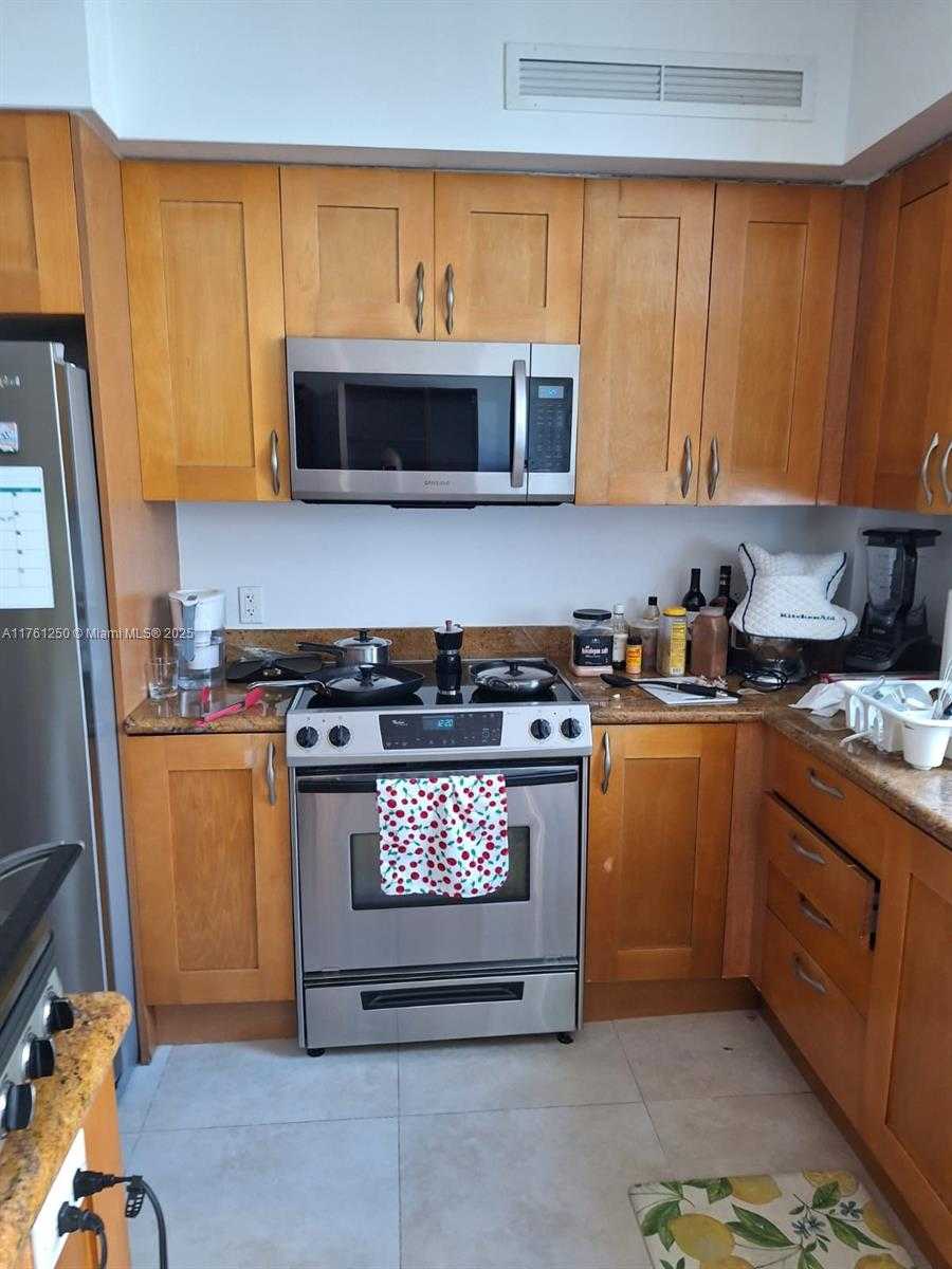 Small Image of 1745 EAST HALLANDALE BEACH BLVD #406W, Hallandale Beach Number 10
