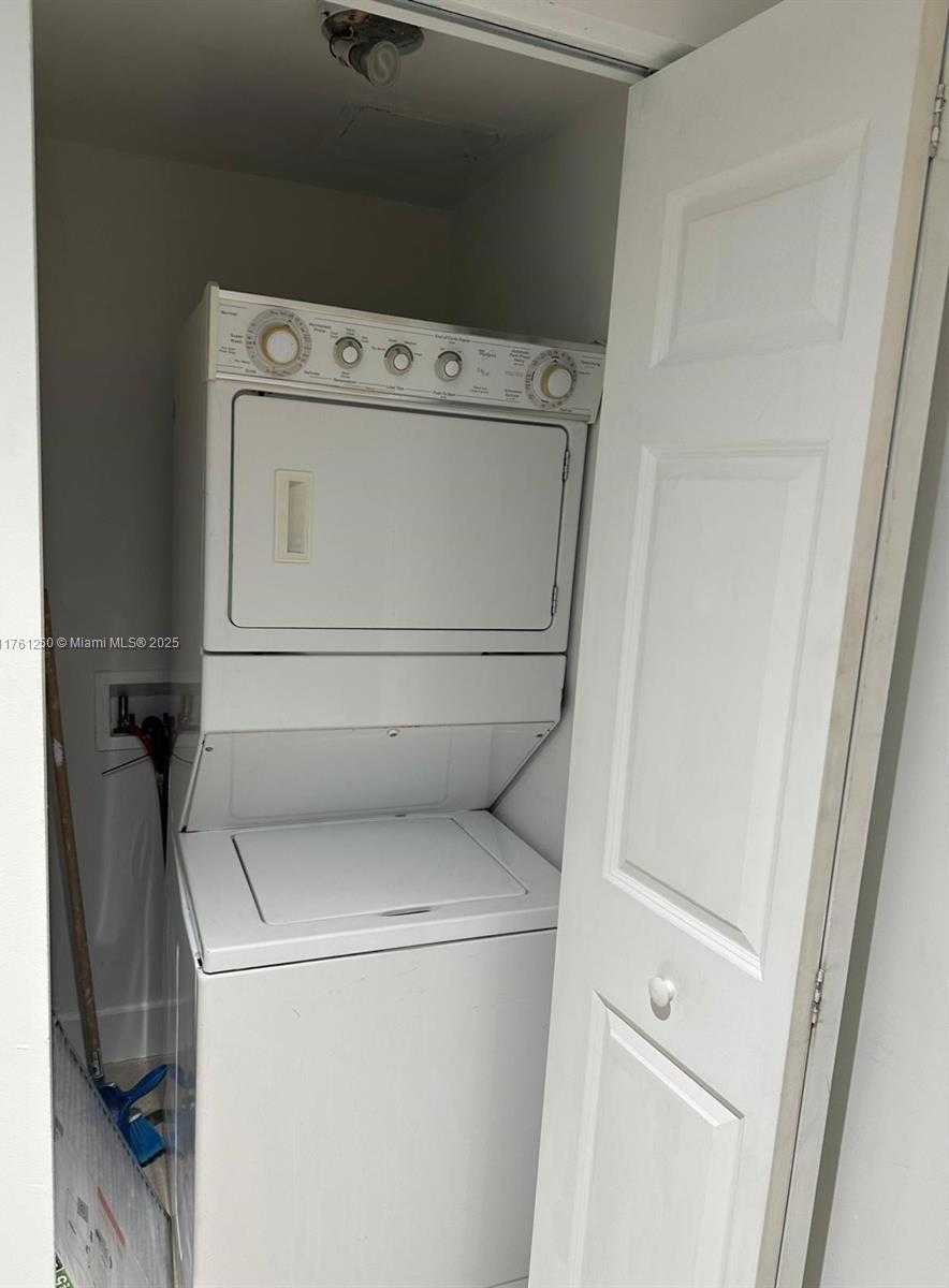 Small Image of 1745 EAST HALLANDALE BEACH BLVD #406W, Hallandale Beach Number 11