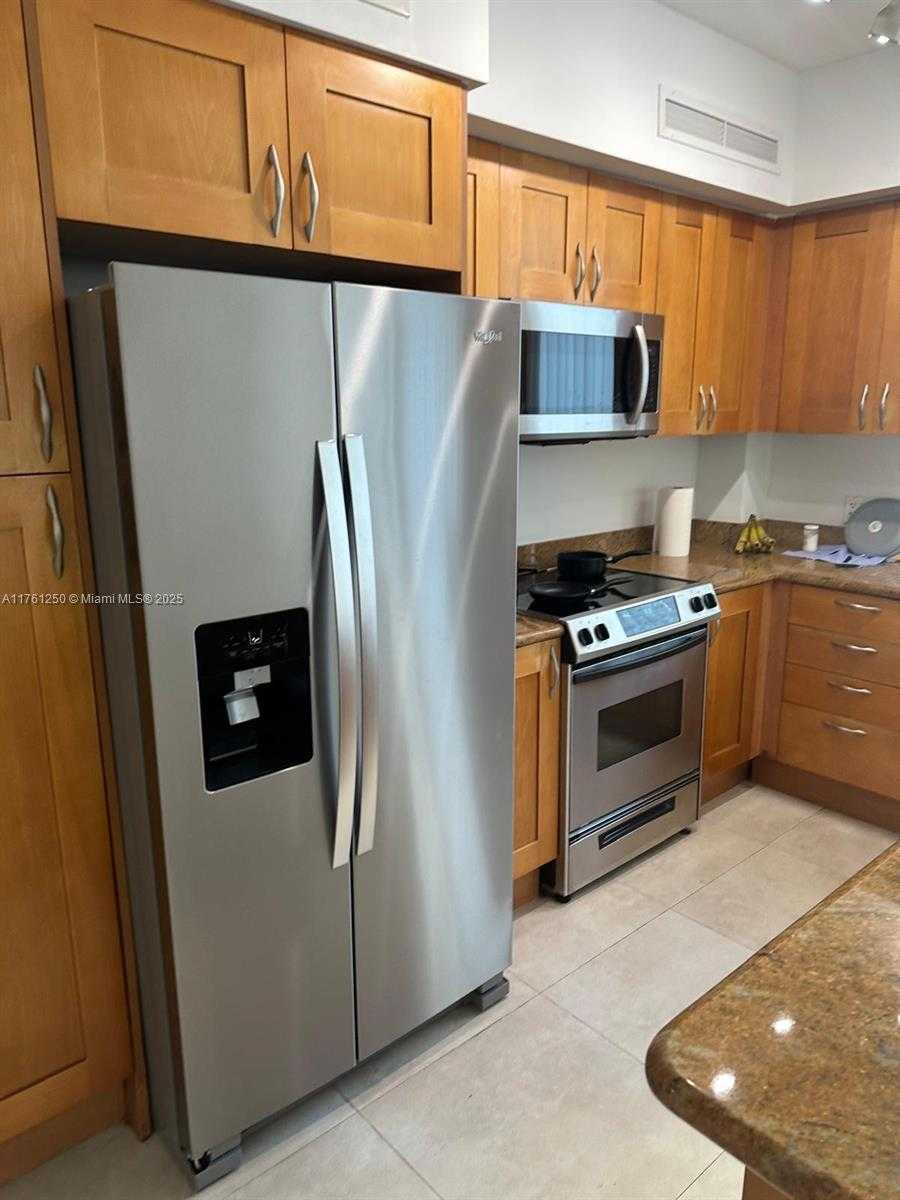 Small Image of 1745 EAST HALLANDALE BEACH BLVD #406W, Hallandale Beach Number 7