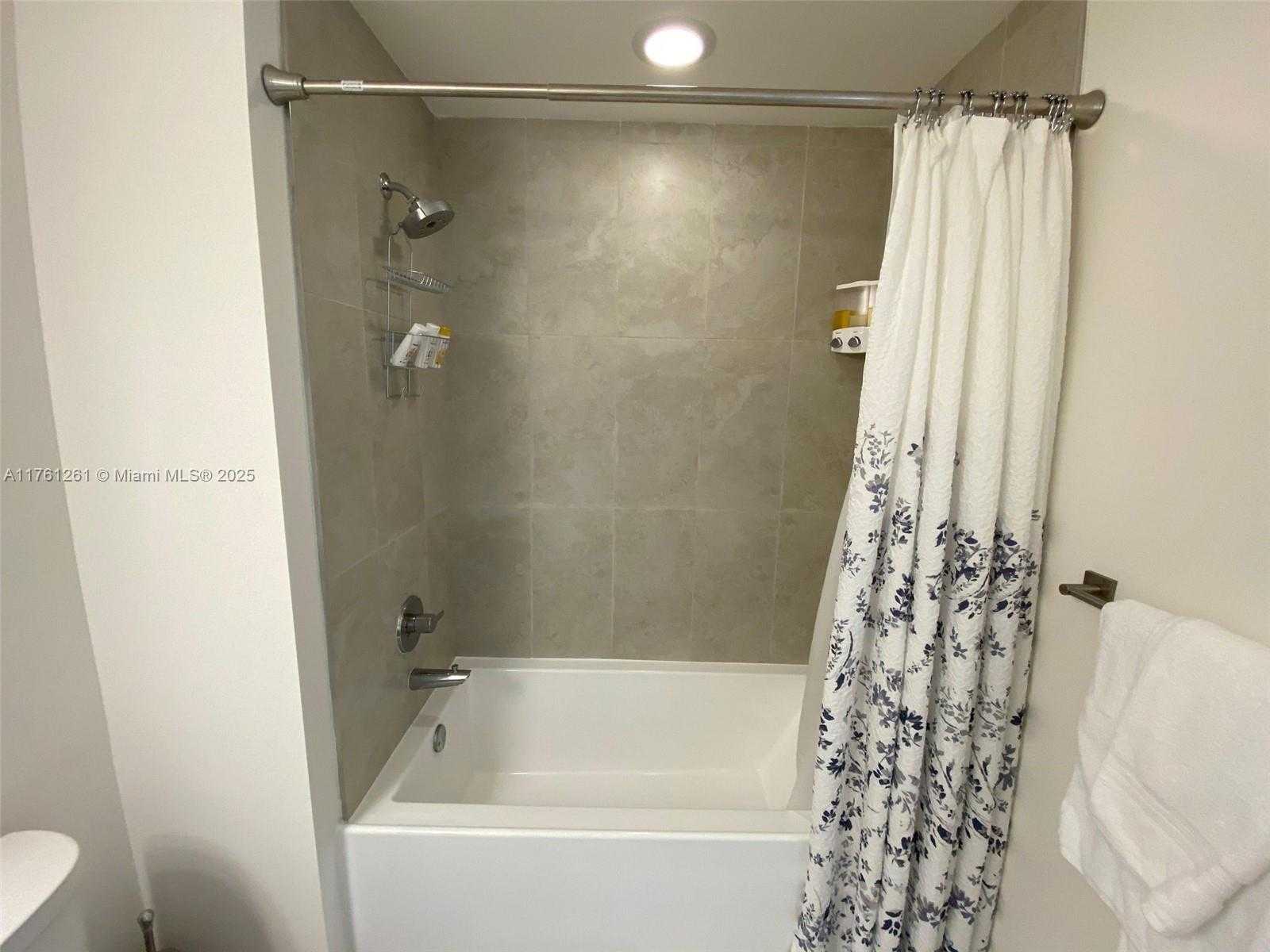 Small Image of 5350 NORTH WEST 84TH AVE #801B, Doral Number 3