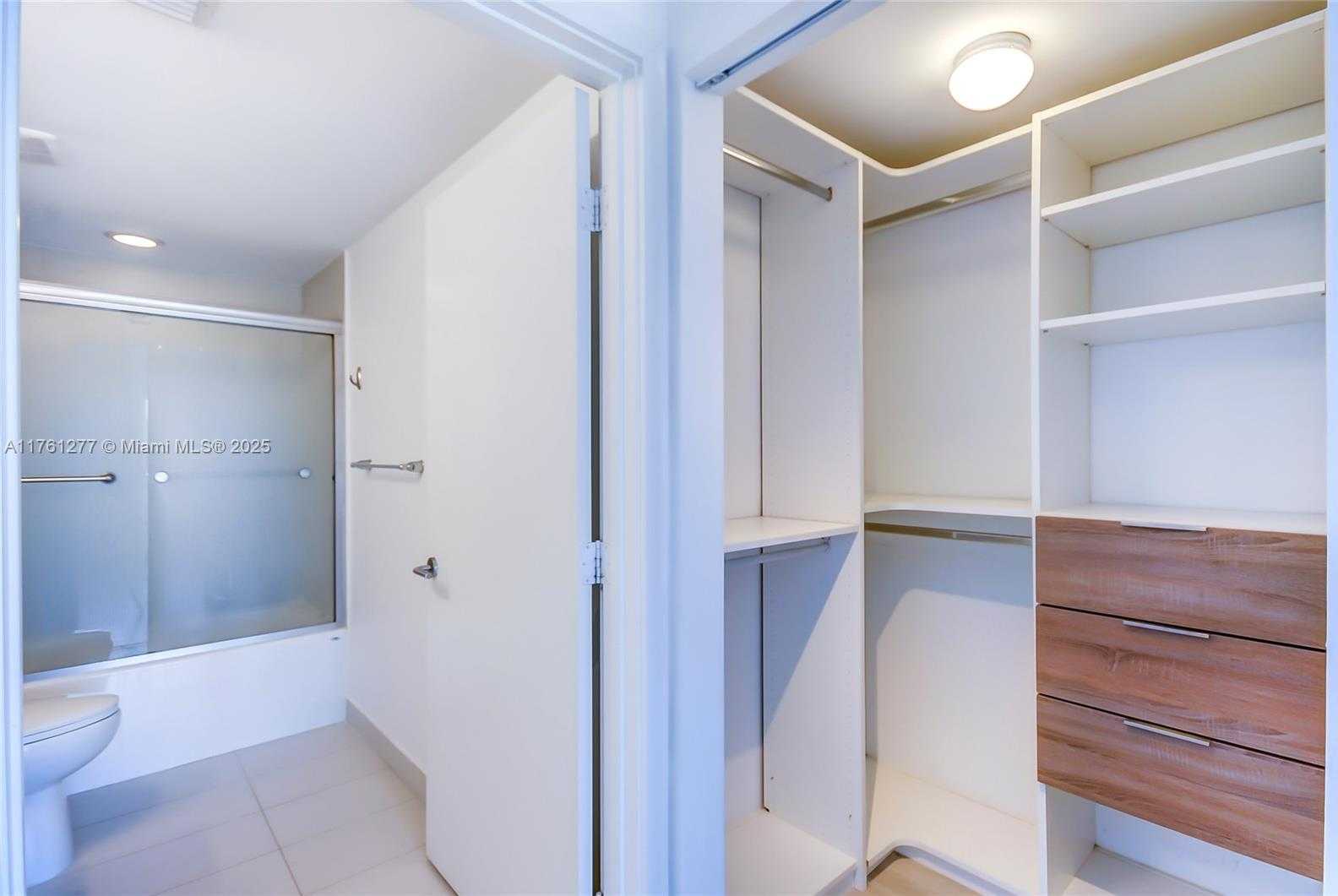 Small Image of 4250 BISCAYNE BLVD #918, Miami Number 21